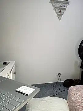 Amy sweet-03 online show from 04-02-26, 06:42