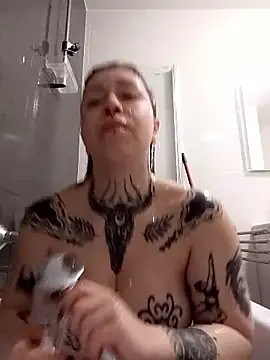 divine eve online show from 01-17-26, 02:31