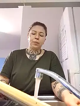 divine eve online show from 04-02-26, 02:57