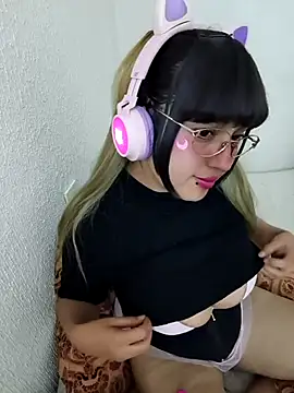 Derry Cooper online show from 03-05-25, 03:08