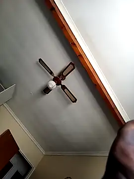 Snapshot of Goodsense chatting on 02-20-25, 08:39 Goodsense online show from 02-20-25, 08:39