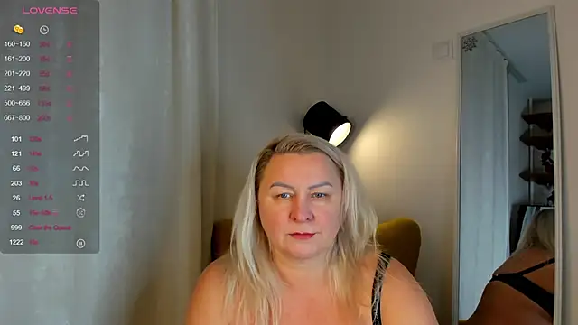 mira robinsonnn online show from 03-19-26, 05:02