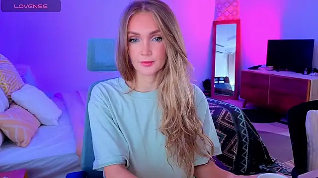 PrincessVS online show from 10-25-25, 03:49