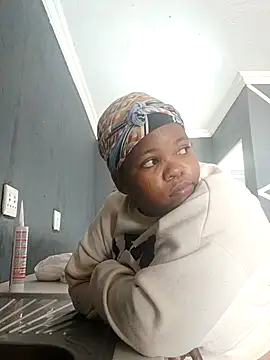 Ms  JOJO online show from 10-31-25, 11:51