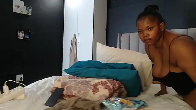 Ms  JOJO online show from 03-16-26, 05:37