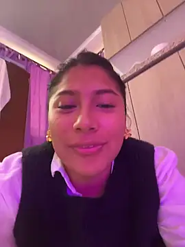 Snapshot of LinnaGardenia chatting on 02-07-26, 05:32 LinnaGardenia online show from 02-07-26, 05:32