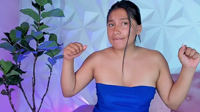 LinnaGardenia online show from 02-12-25, 05:16