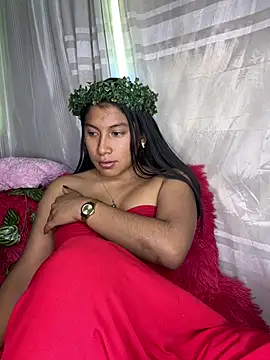 LinnaGardenia online show from 03-17-25, 03:14