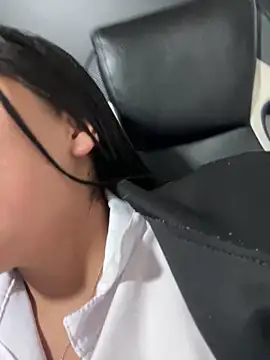 LinnaGardenia online show from 03-10-25, 09:40