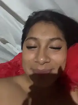 LinnaGardenia online show from 01-08-26, 02:28