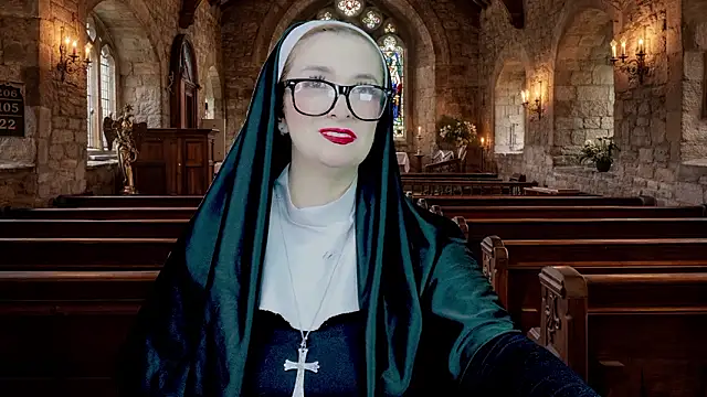 helenas fantasy online show from 03-07-26, 03:02