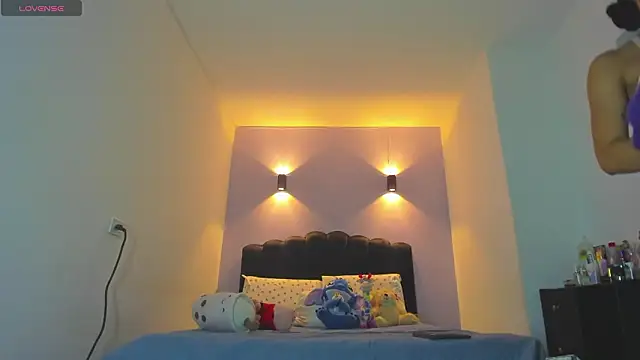 Sofia Clauss  online show from 03-17-26, 03:53