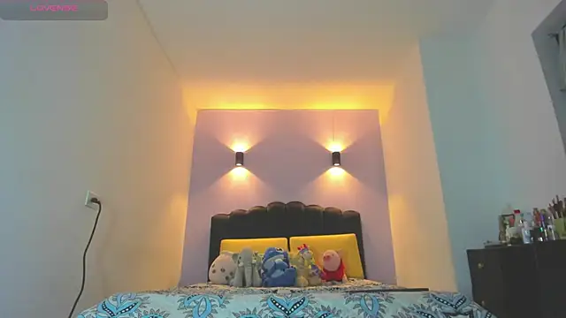 Sofia Clauss  online show from 04-14-26, 06:07