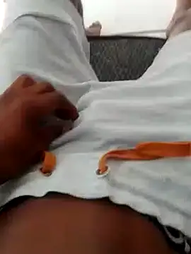 Snapshot of stonedfun chatting on 11-02-25, 05:34 stonedfun online show from 11-02-25, 05:34