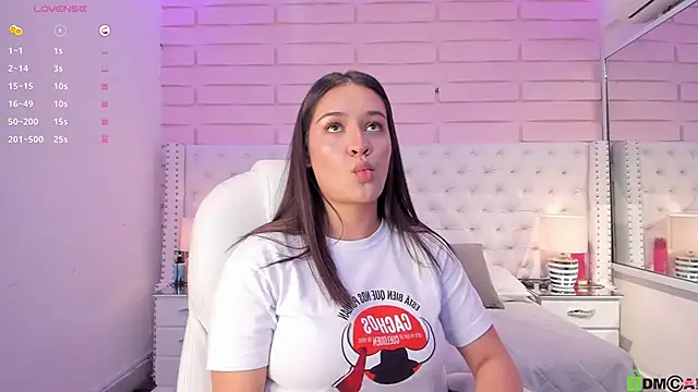 Snapshot of Yaaky_ chatting on 01-13-25, 03:58 Yaaky online show from 01-13-25, 03:58