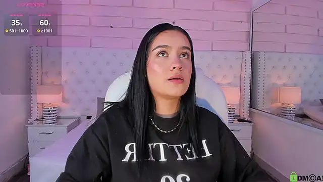 Snapshot of Yaaky_ chatting on 02-19-25, 08:31 Yaaky online show from 02-19-25, 08:31