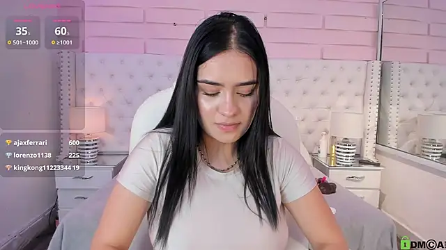 Snapshot of Yaaky_ chatting on 02-18-25, 12:15 Yaaky online show from 02-18-25, 12:15