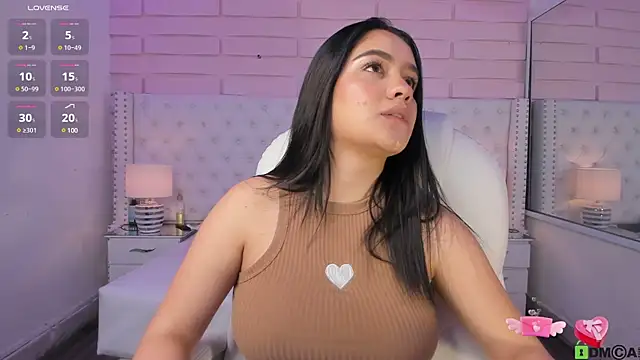 Snapshot of Yaaky_ chatting on 03-11-25, 08:20 Yaaky online show from 03-11-25, 08:20