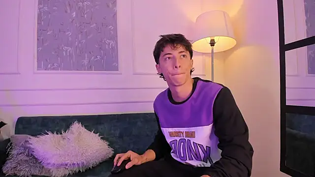 AlessandroDybala online show from 10-19-25, 12:30