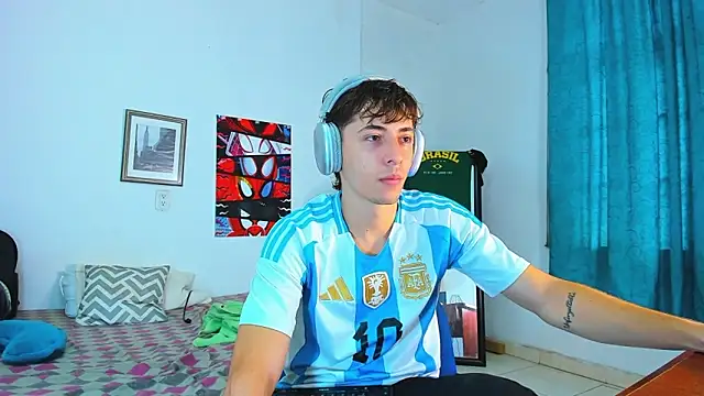 AlessandroDybala online show from 04-23-26, 11:49
