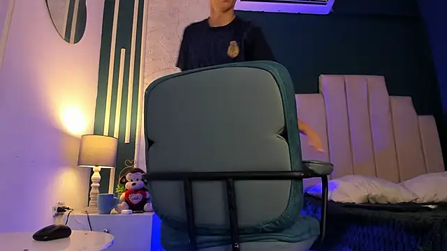 AlessandroDybala online show from 03-20-25, 03:14