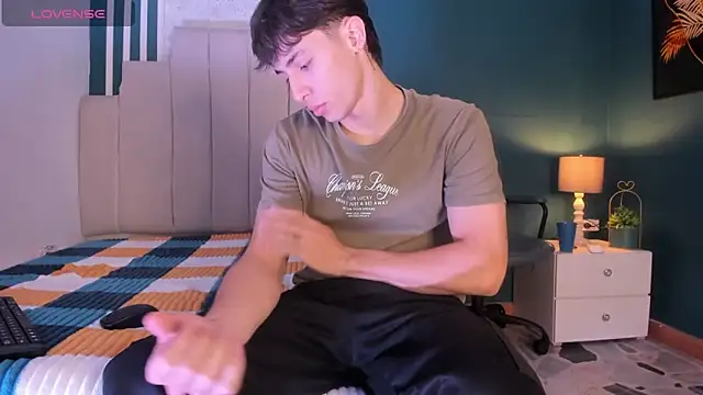 AlessandroDybala online show from 11-15-25, 12:09