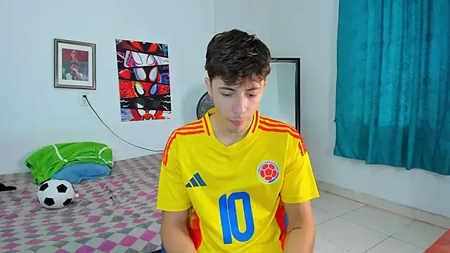 AlessandroDybala online show from 06-16-26, 12:49