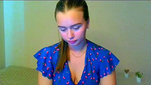 Snapshot of heart_eternity_dilara chatting on 10-14-25, 10:16 heart eternity dilara online show from 10-14-25, 10:16