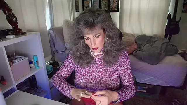 TSCassandraLove online show from 04-03-26, 03:51