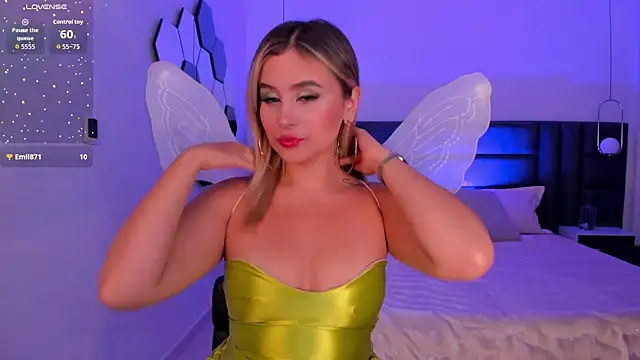 AnnaBrooks1 online show from 10-31-25, 07:54