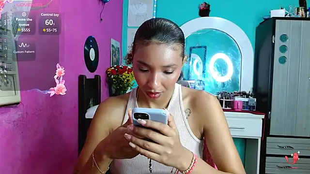 sensitive brunette online show from 10-09-25, 12:55