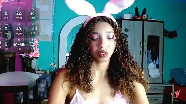 sensitive brunette online show from 10-28-25, 12:55