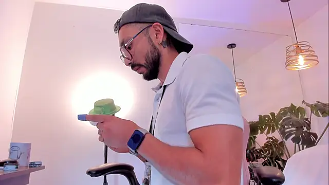 Tom cooper  online show from 11-13-25, 12:09