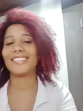 Snapshot of zandra_kiman chatting on 10-04-25, 03:52 zandra kiman online show from 10-04-25, 03:52