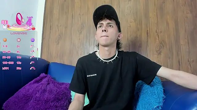 JeanRam18 online show from 03-19-25, 07:27