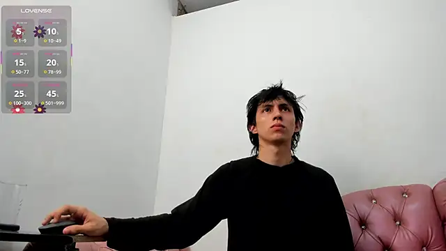 JeanRam18 online show from 09-19-25, 06:56