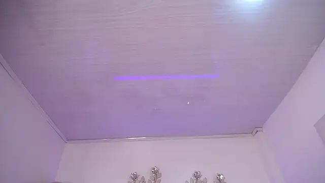 Snapshot of candy_lux_ chatting on 02-11-25, 08:20 candy lux  online show from 02-11-25, 08:20