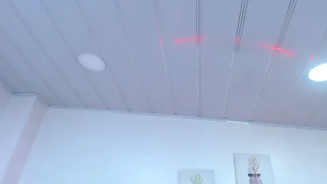 Snapshot of candy_lux_ chatting on 10-03-25, 08:43 candy lux  online show from 10-03-25, 08:43
