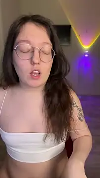 emigooflordXD online show from 02-12-26, 09:14