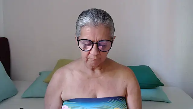 candy mature  online show from 03-23-26, 09:14