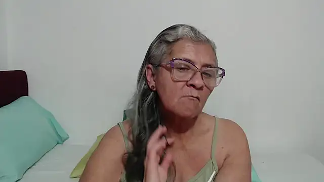 candy mature  online show from 03-25-26, 10:52