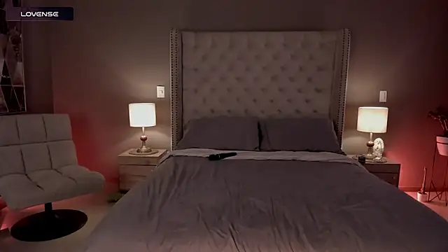 vangie  online show from 09-12-25, 10:53