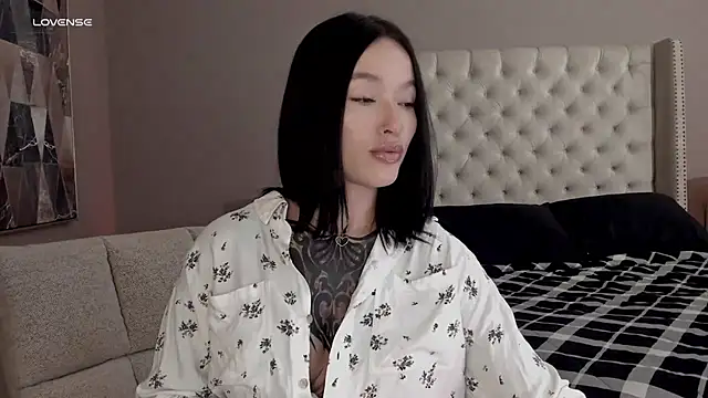 vangie  online show from 09-27-25, 09:54