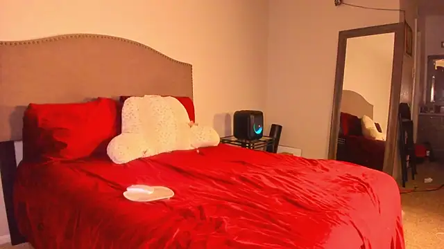 yiauana online show from 01-10-26, 03:13