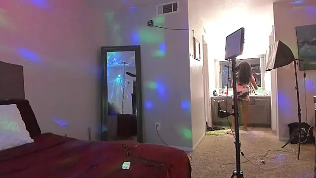 yiauana online show from 03-31-26, 03:52