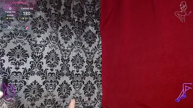 Snapshot of MiaAyshel chatting on 10-08-25, 12:12 MiaAyshel online show from 10-08-25, 12:12