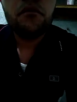 Snapshot of crowten chatting on 12-15-25, 07:58 crowten online show from 12-15-25, 07:58