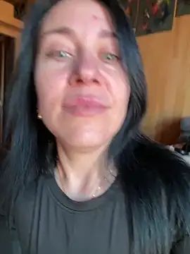 CuteNata online show from 12-14-25, 11:05