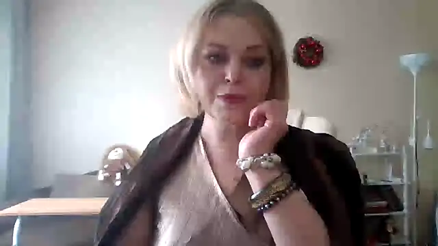 SofiyaPetrova online show from 04-07-26, 11:01