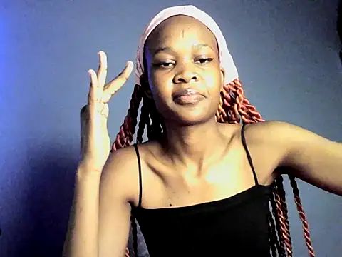 Snapshot of cyberbunnie chatting on 02-14-25, 09:10 cyberbunnie online show from 02-14-25, 09:10